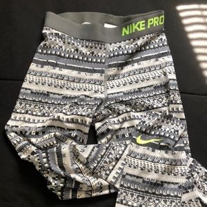 Nike pro